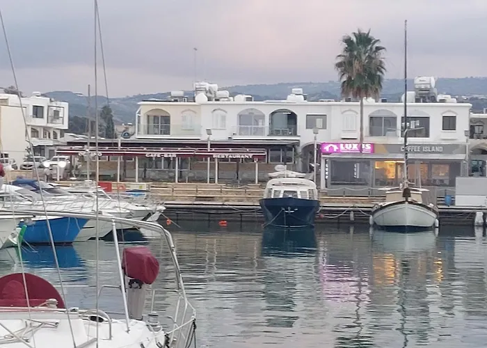 アパート Latchi Marina View Polis