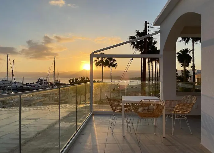 Latchi Marina View Apartamento